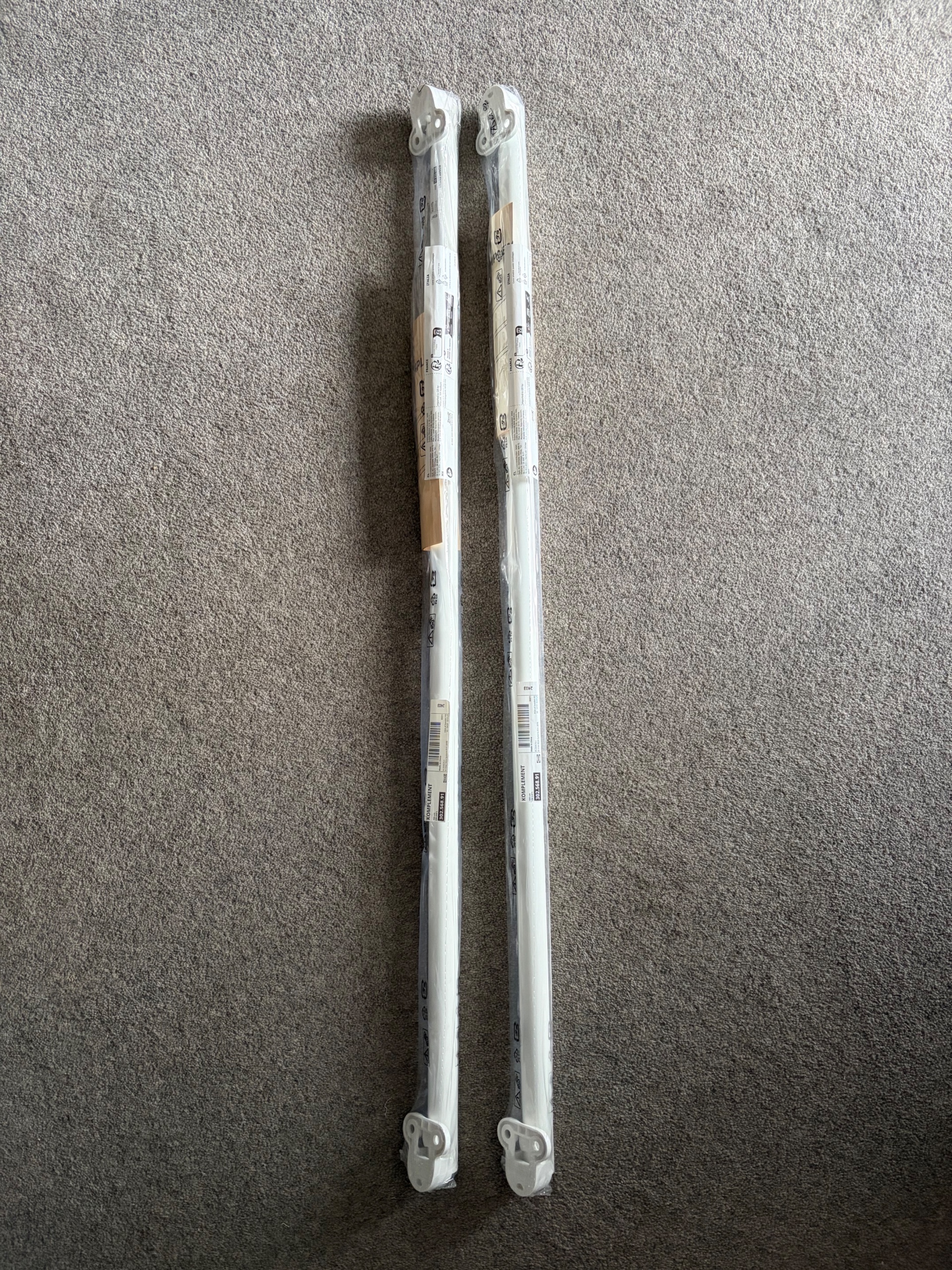 2 KOMPLEMENT RAILS